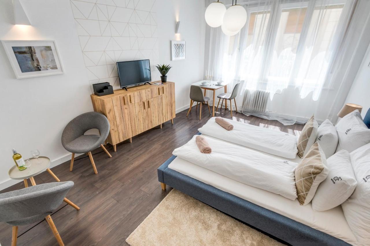 D.Five Harmony Studio At Vaci Street Apartment Budapest Ngoại thất bức ảnh